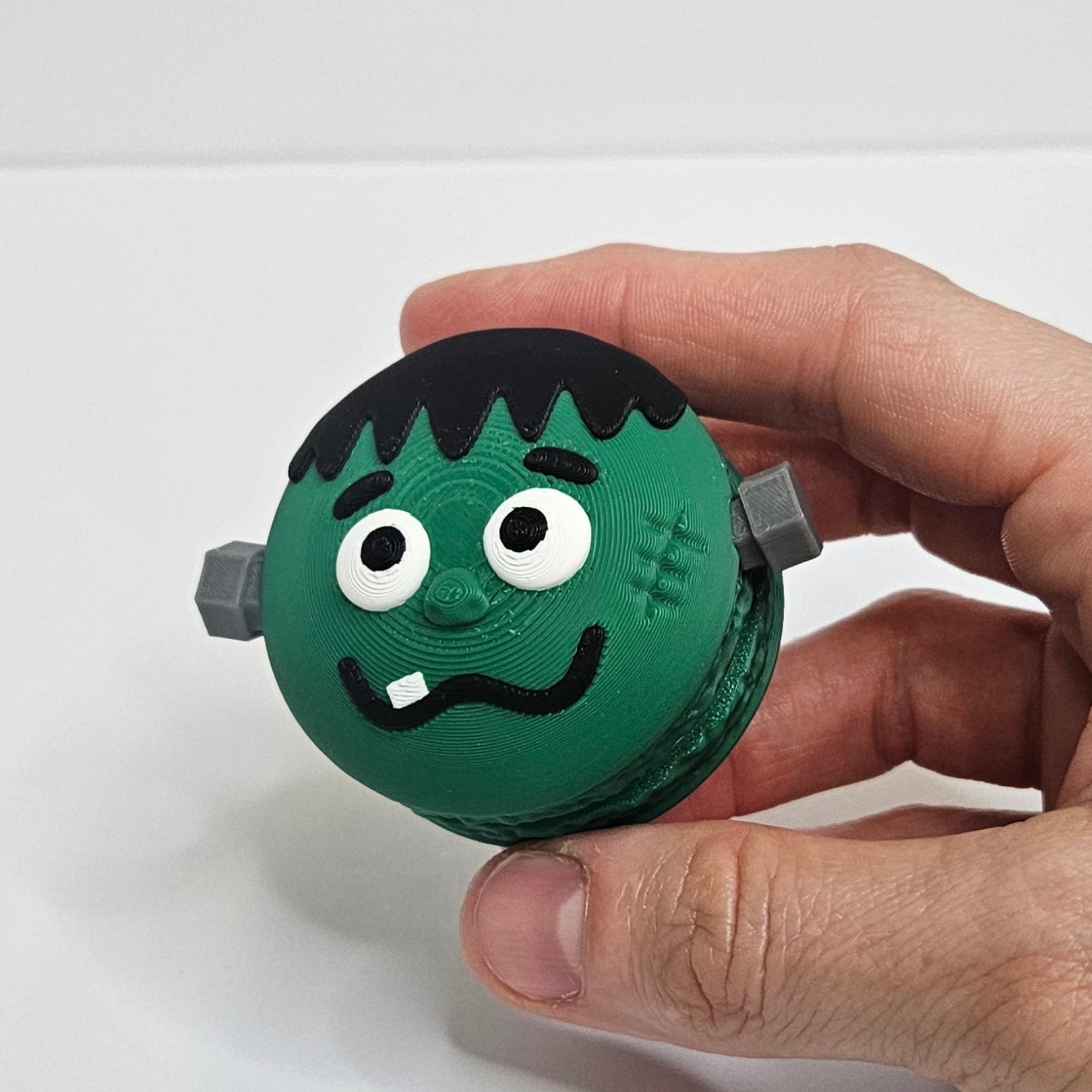 Halloween Macaroon Clickers
